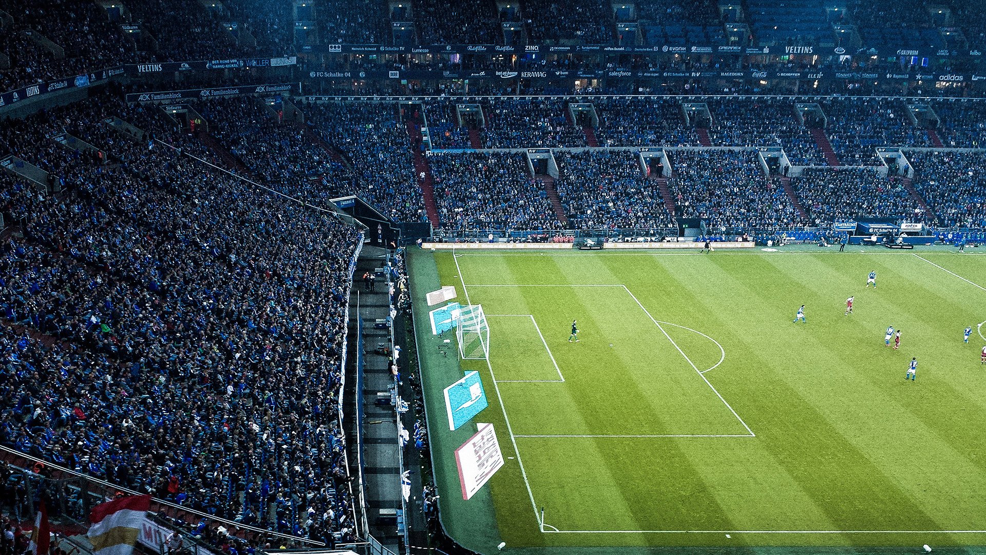 英超豪门豪掷千金，转会窗口热火朝天地开启