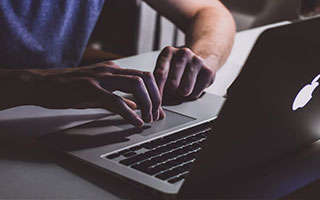 爱游戏登录-《王者荣耀英雄争霸赛，冠军悬念待揭晓》，王者荣耀城市英雄争霸赛